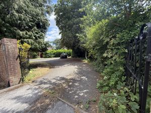 Photo 1- click for photo gallery